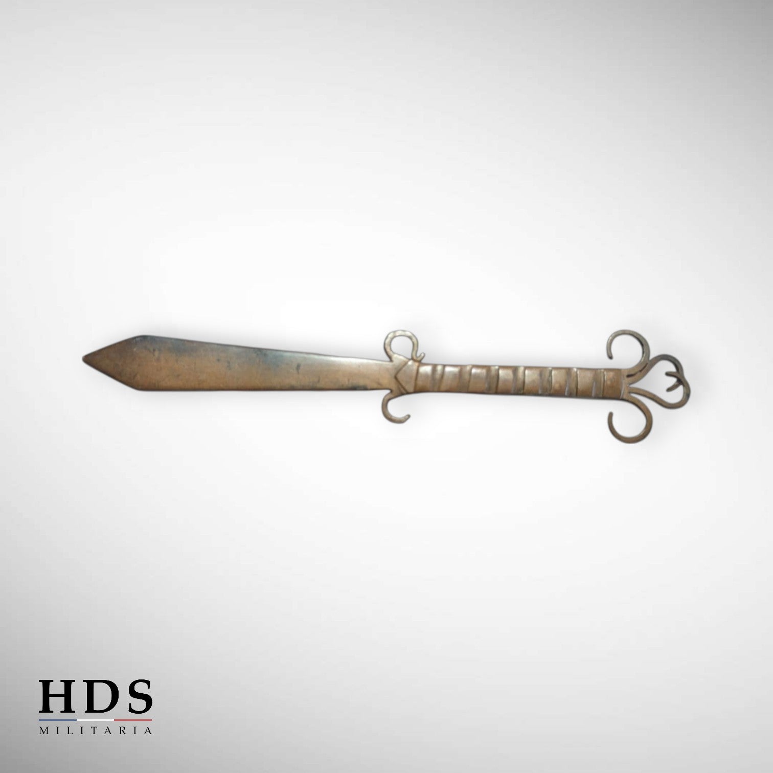 WW1 trench craft paper cutter