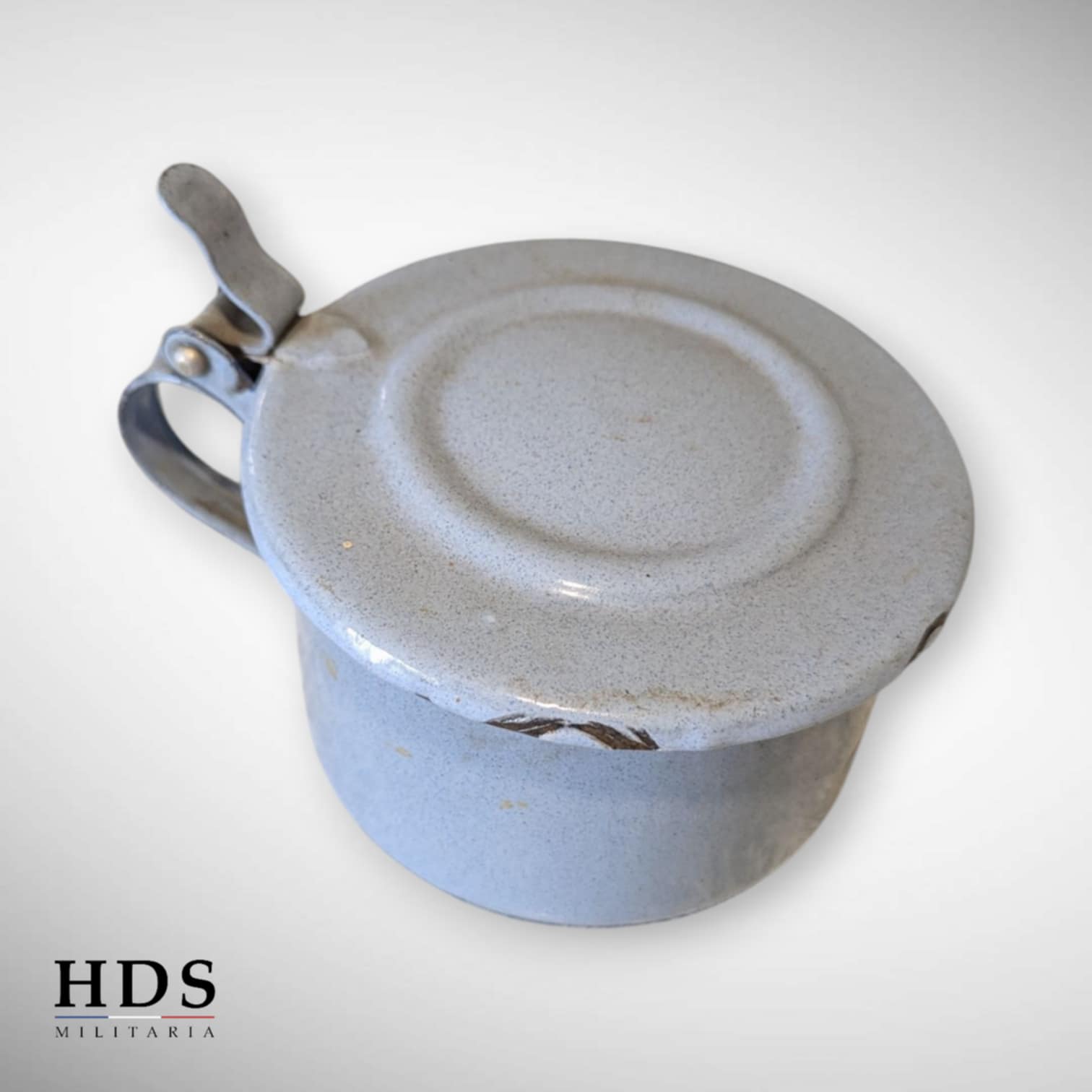 bassin + tasse émaillés ww1