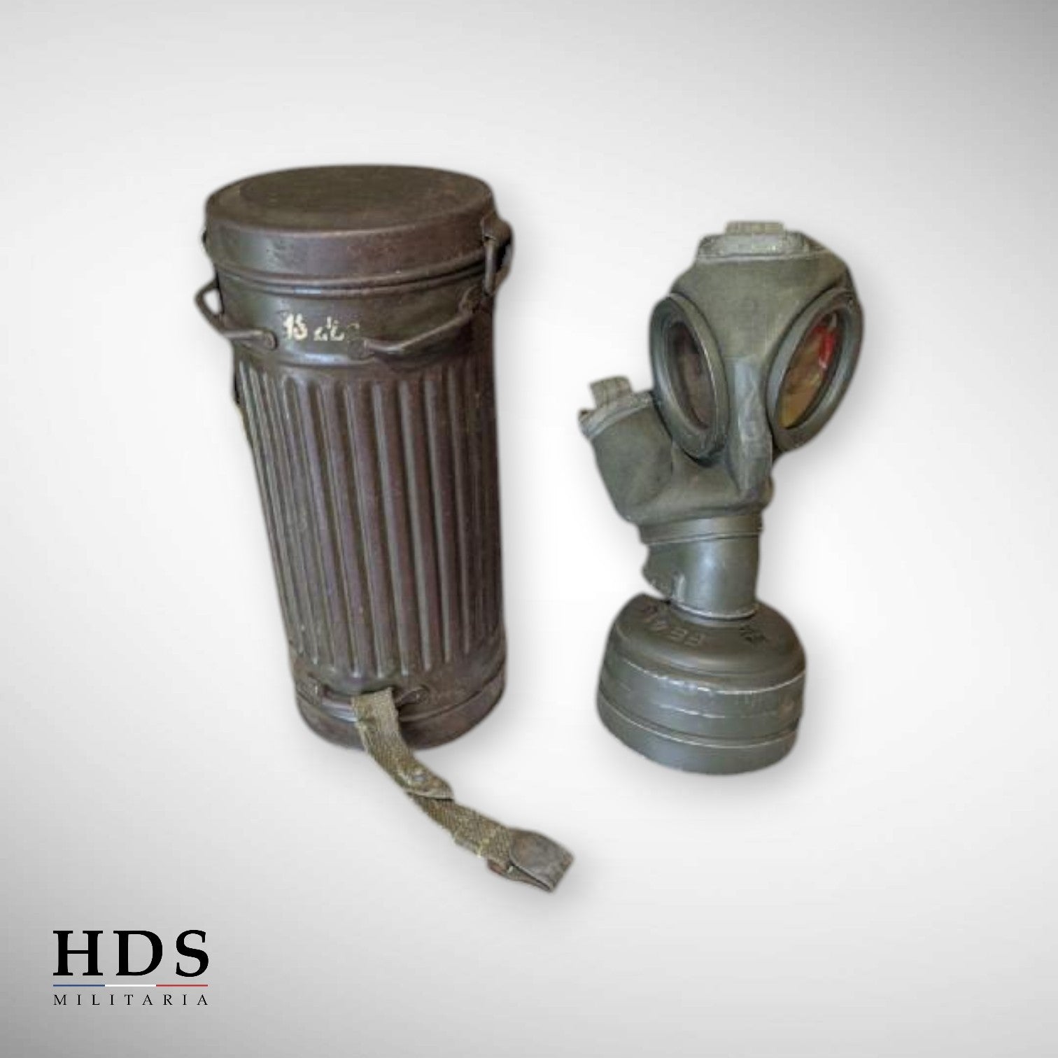 German gas mask ww2 named Grenadier