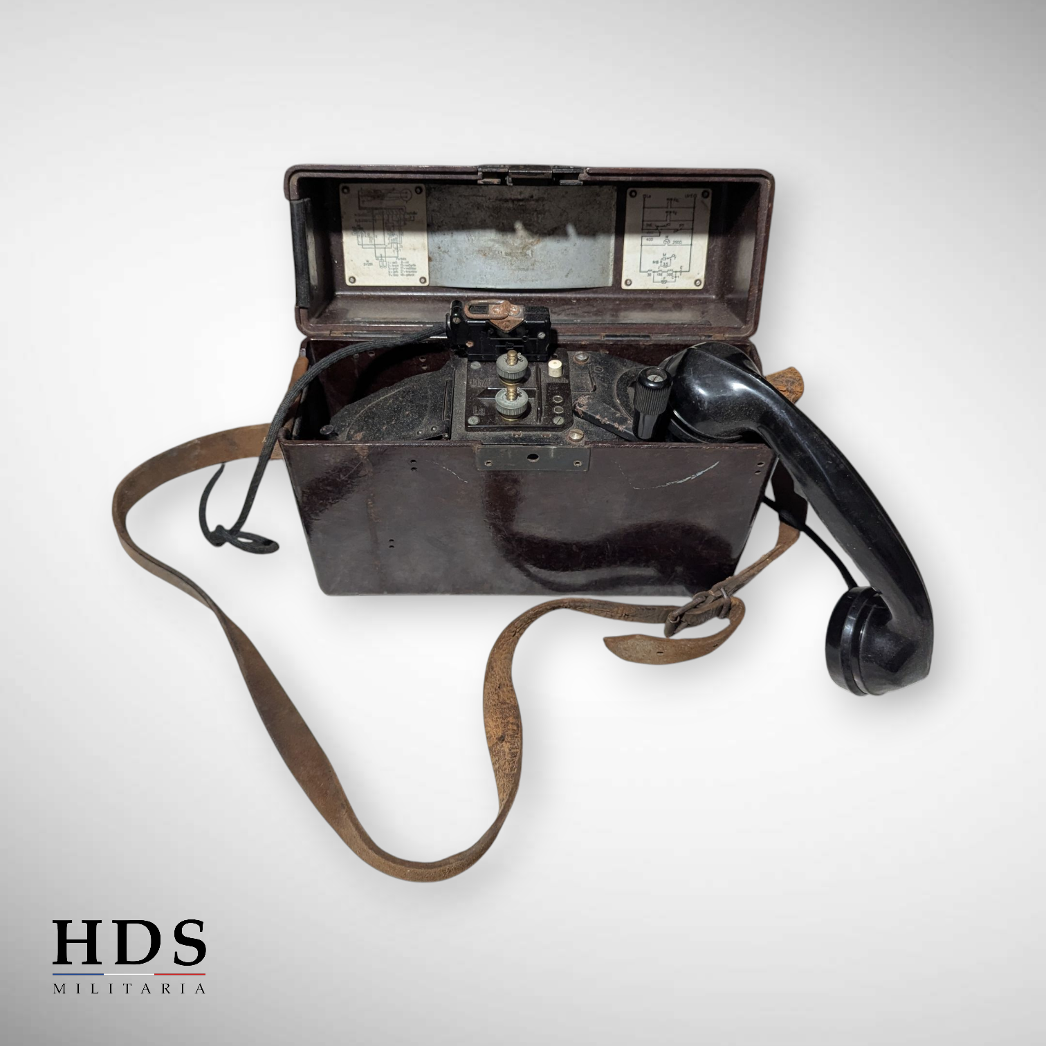 Téléphone de campagne allemand ww2