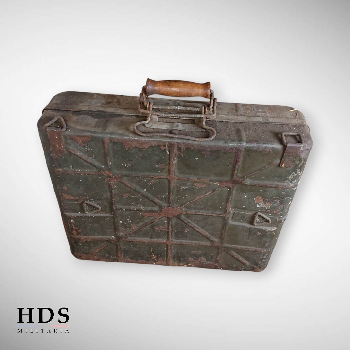 German M24 stick grenade crate from WW2