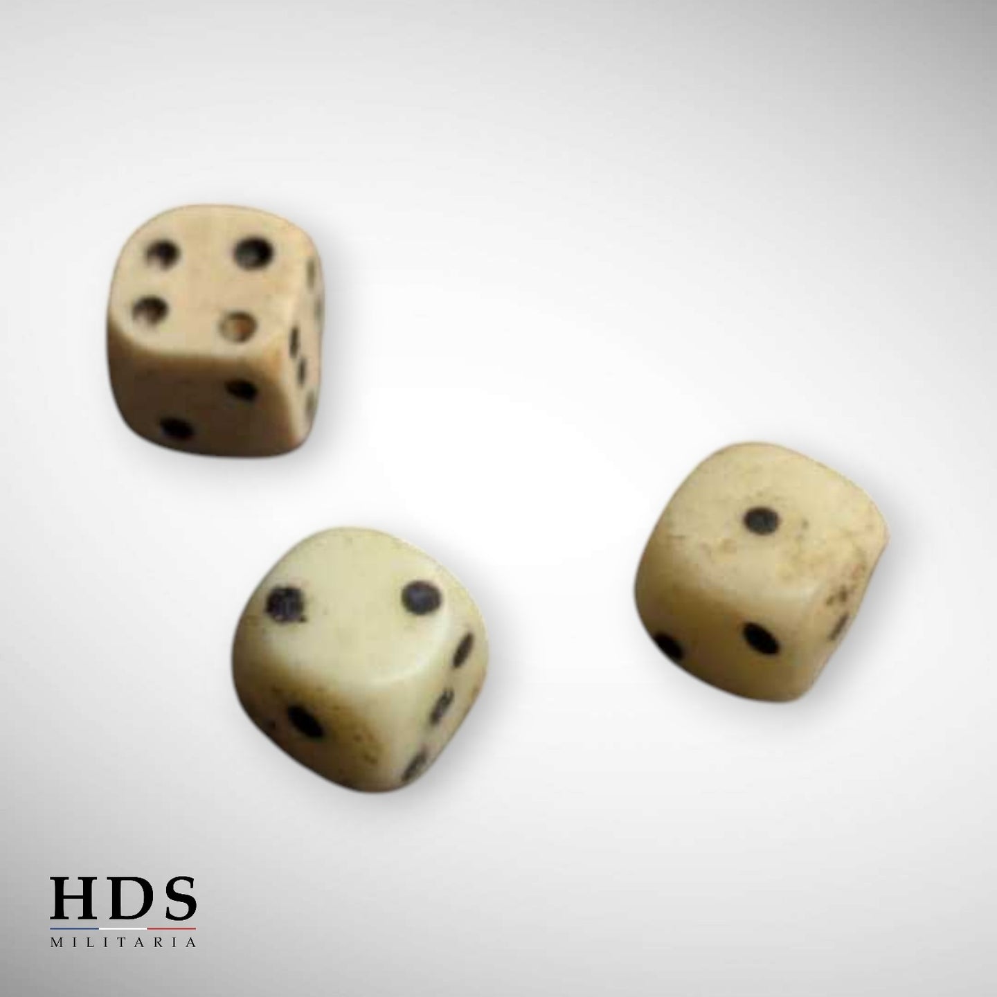 Jeu de dés en os début XXe ww1