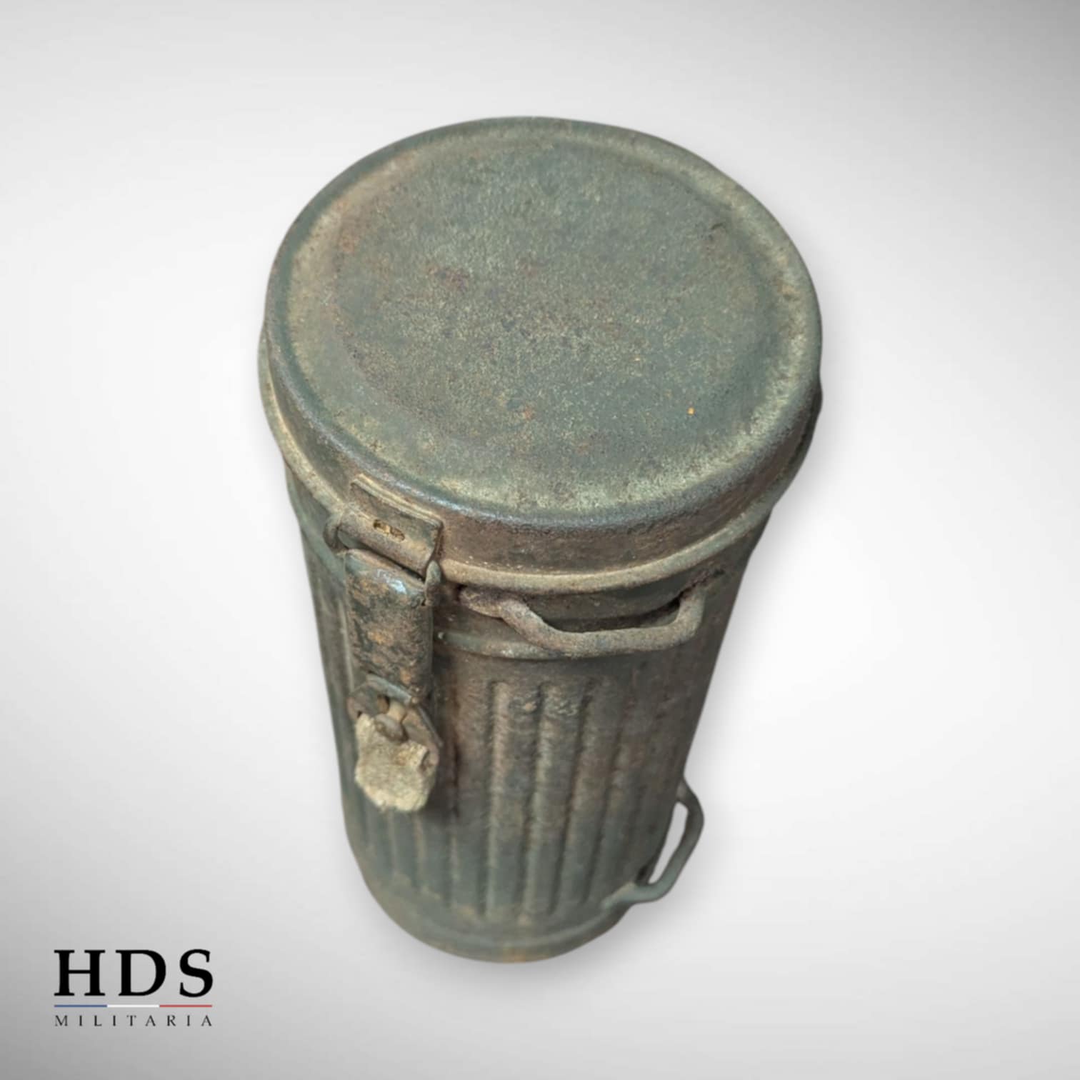 Boîtier masque à gaz allemand ww2 + épave masque