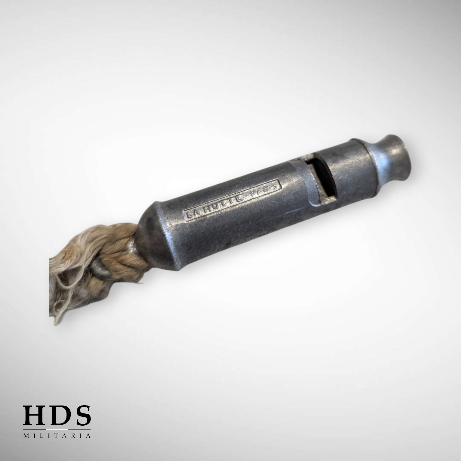 Sifflet La hutte Paris années 40 ww2