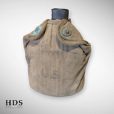 Complete US WW2 canteen