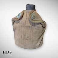 Complete US WW2 canteen