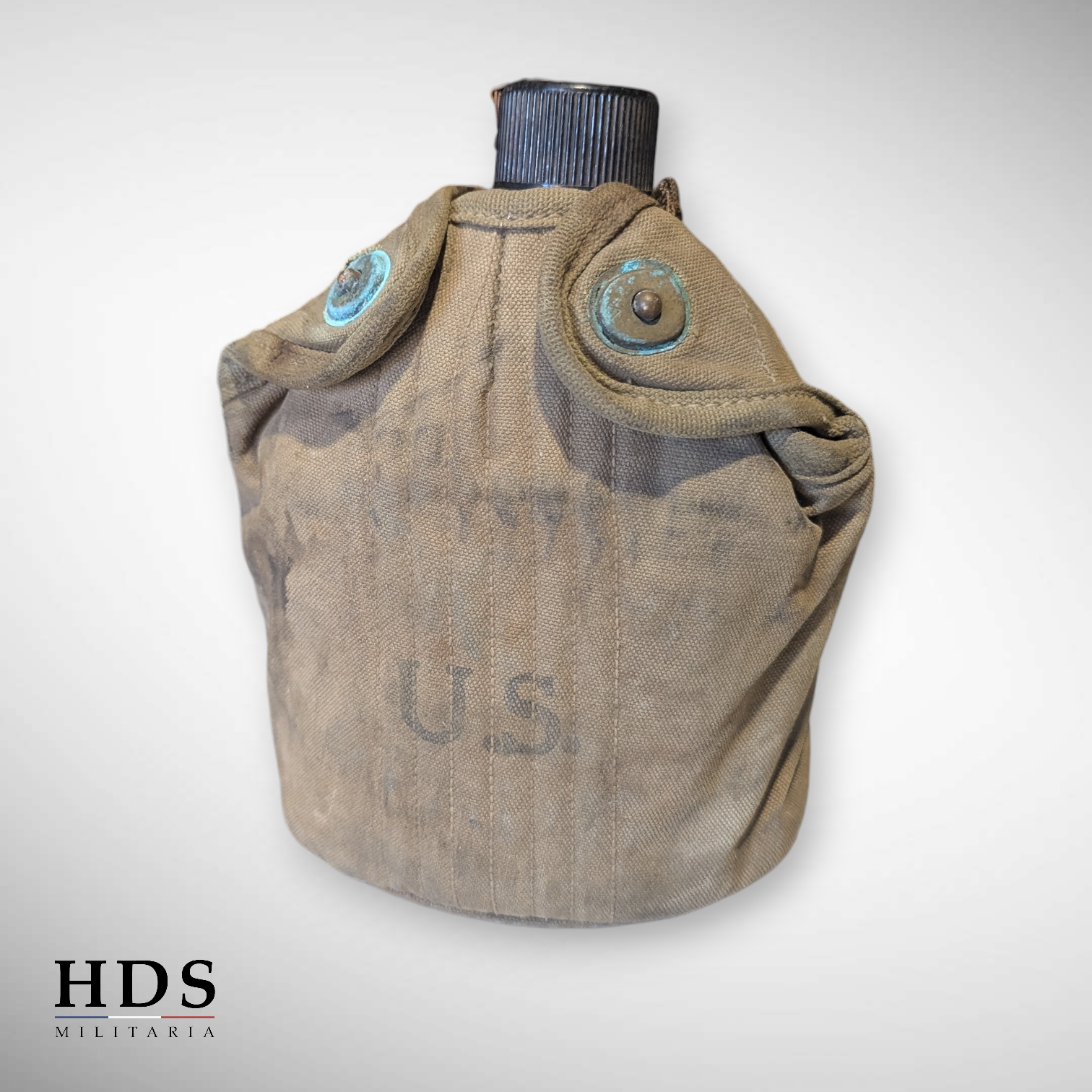 Complete US WW2 canteen