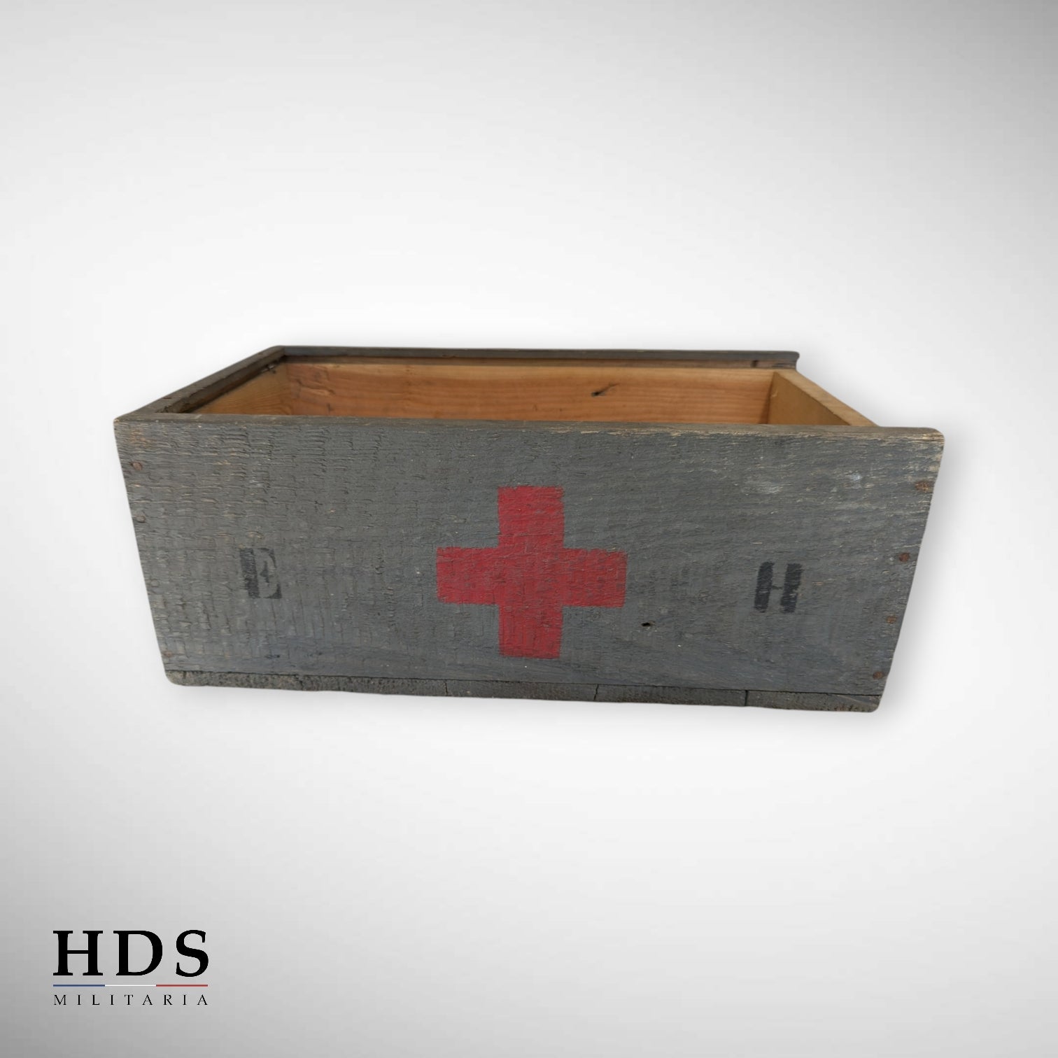 Verbandkasten caisse médicale allemande ww2