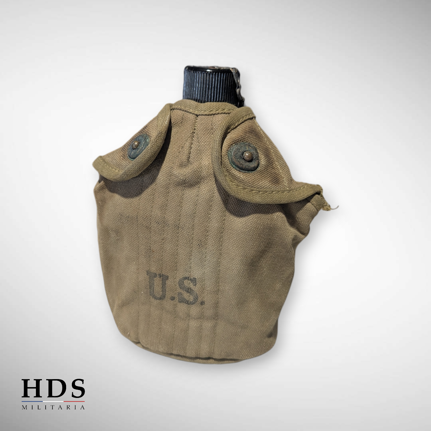Complete US WW2 canteen