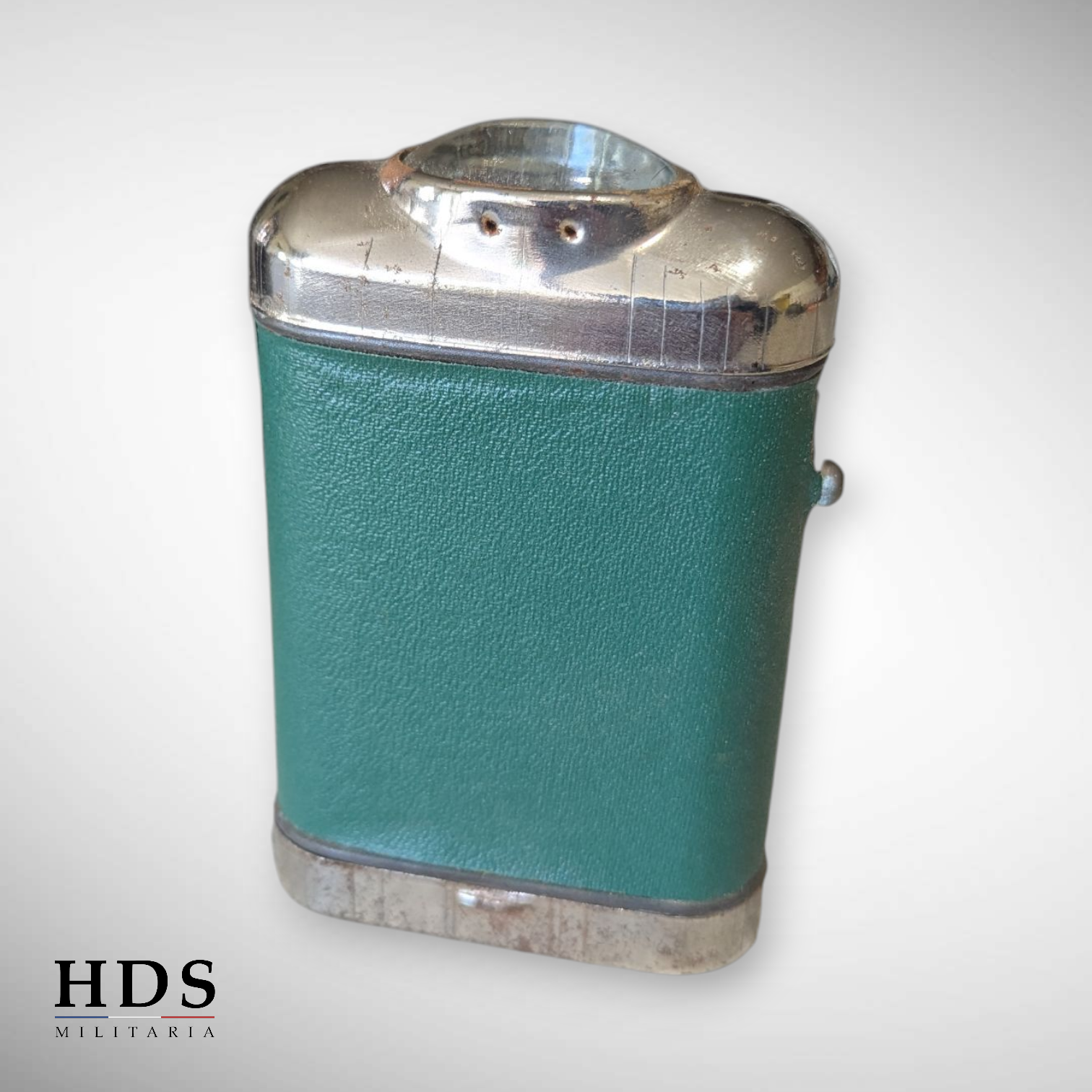 Early 20th century flashlight