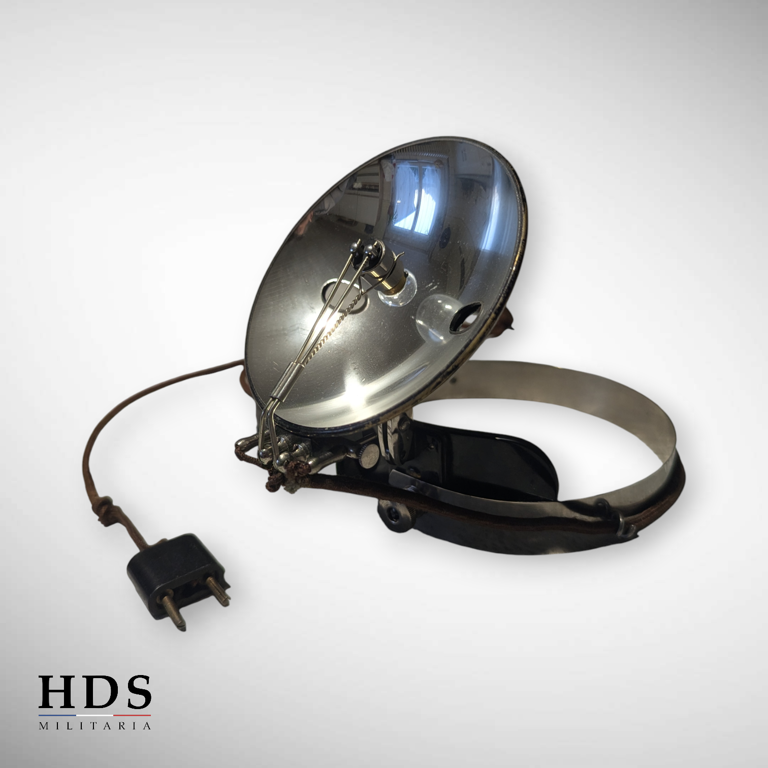 Surgeon lamp France 40 medical ww2