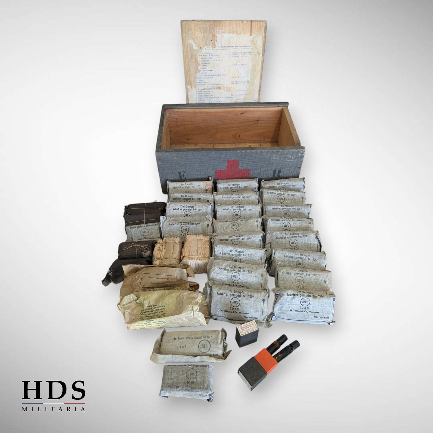 Verbandkasten caisse médicale allemande ww2