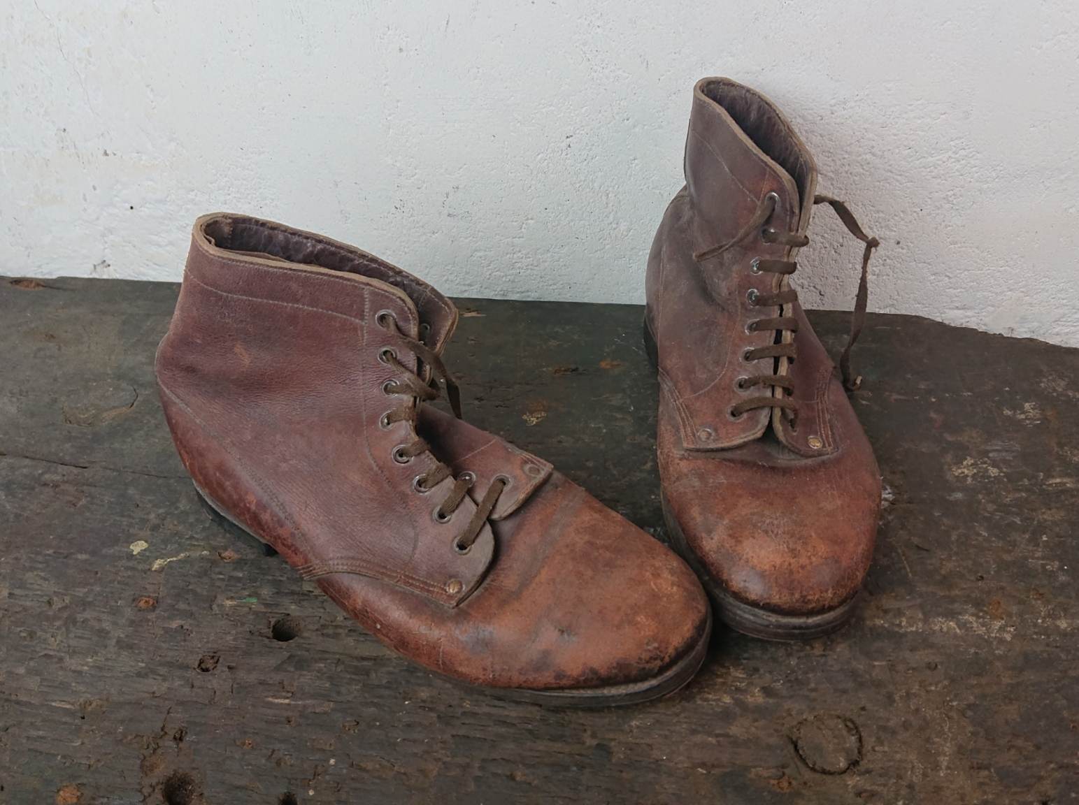 militaria : Paire de brodequins SOC / French officer shoes