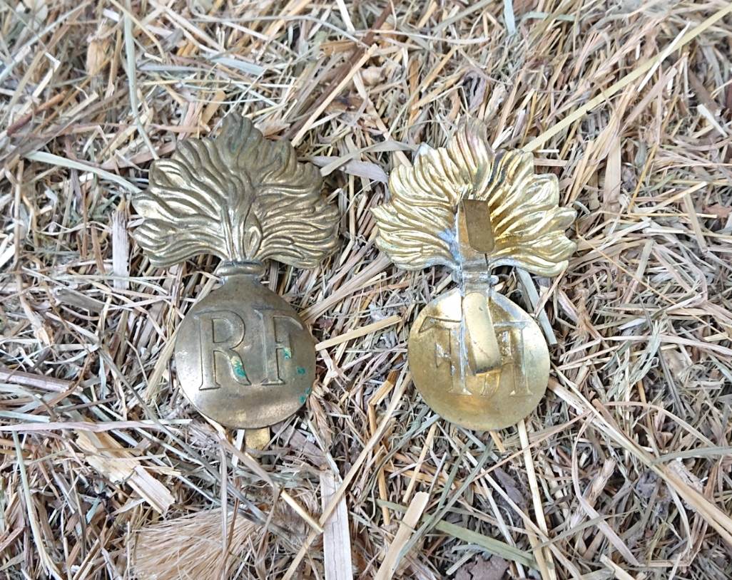 militaria : REPRO insigne casque Adrian Infanterie / COPY Infantry helmet badge