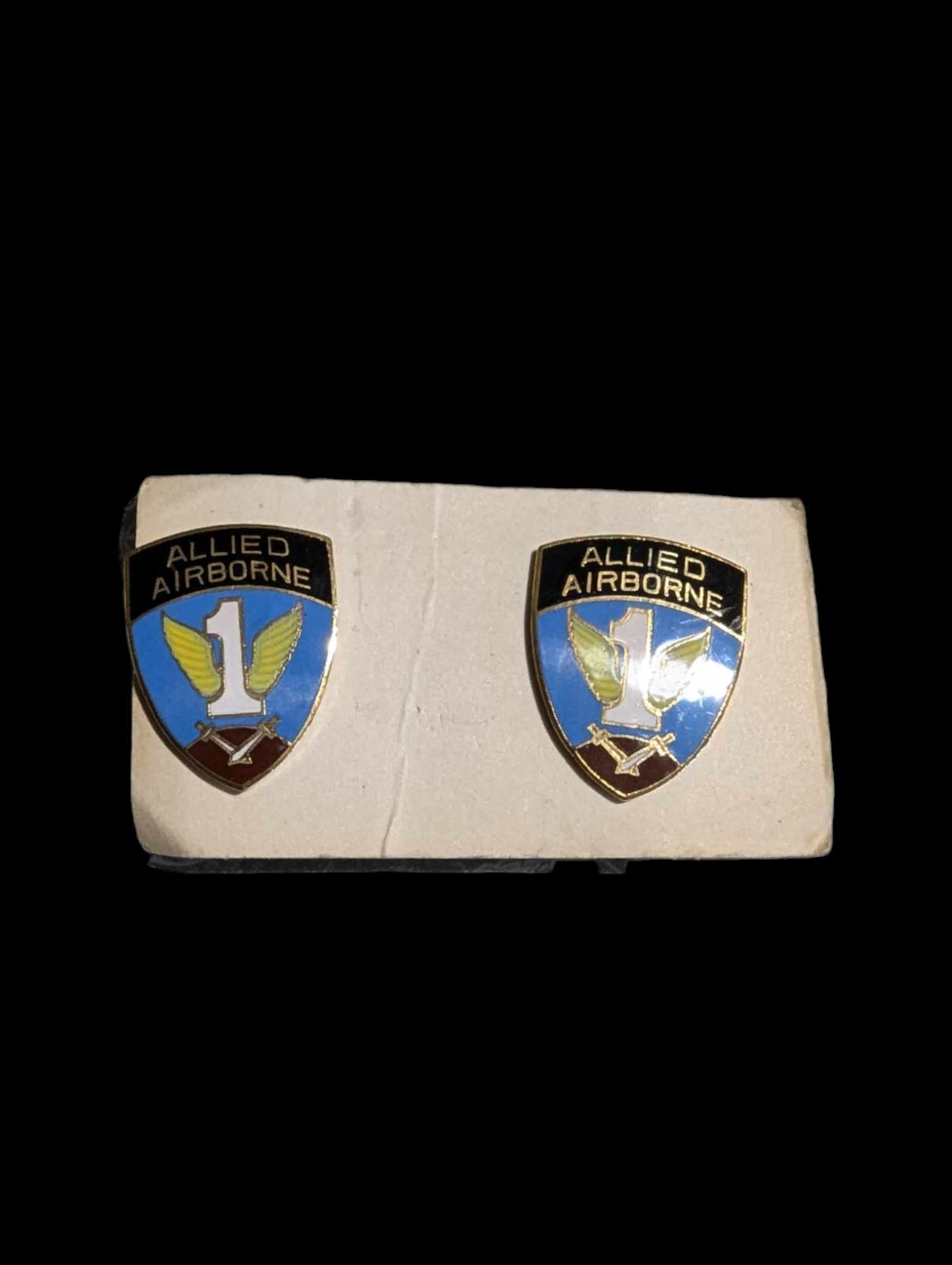 militaria : Paire de crest insigne 1 AA / First allied Airborne badge