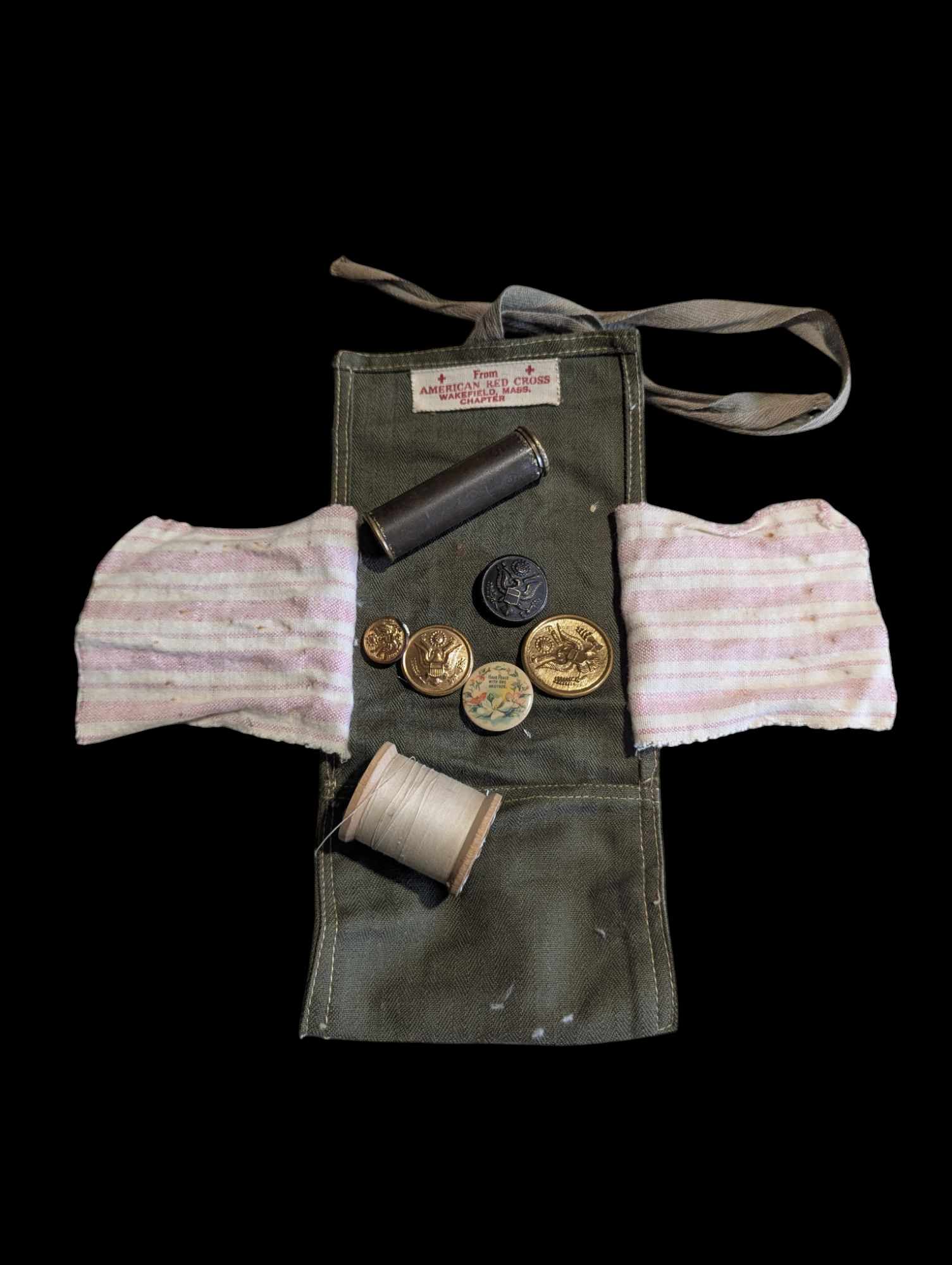 militaria : Trousse de couture US ww2 ARC / Red Cross US sewing kit